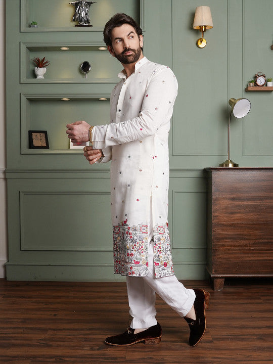 SOJANYA Men Floral Embroidered Regular Thread Work Kurta with Pyjamas