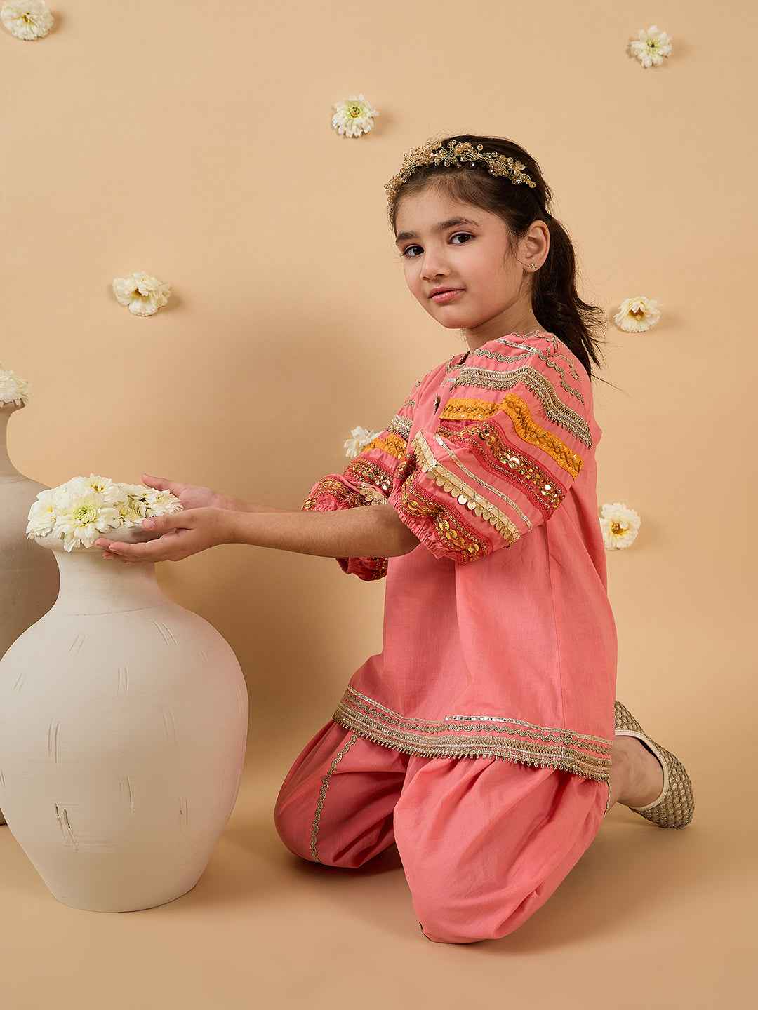 2-Piece Coral Embroidery Kurta And Dhoti Set (DH25013509)