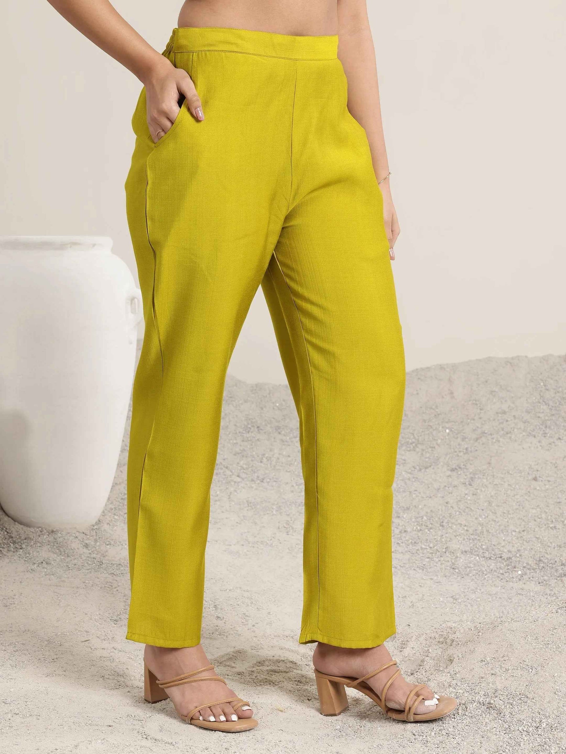 Green Yoke Design Silk Blend Straight Suit Set With Dupatta