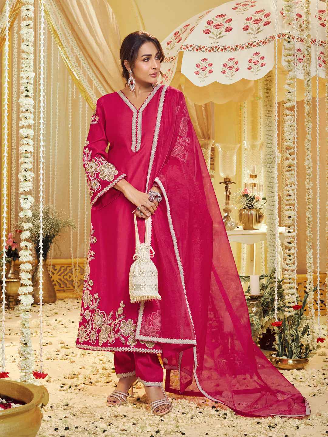 Women Floral Embroidered Thread Work Kurta With Trousers & Dupatta