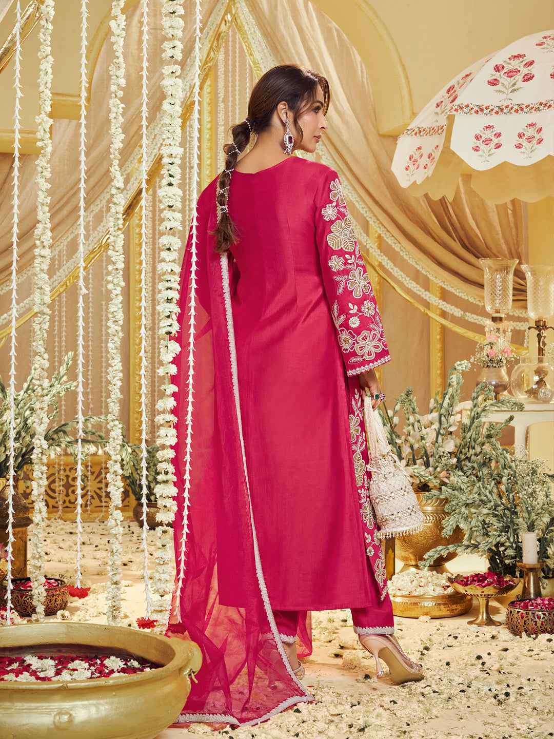 Women Floral Embroidered Thread Work Kurta With Trousers & Dupatta