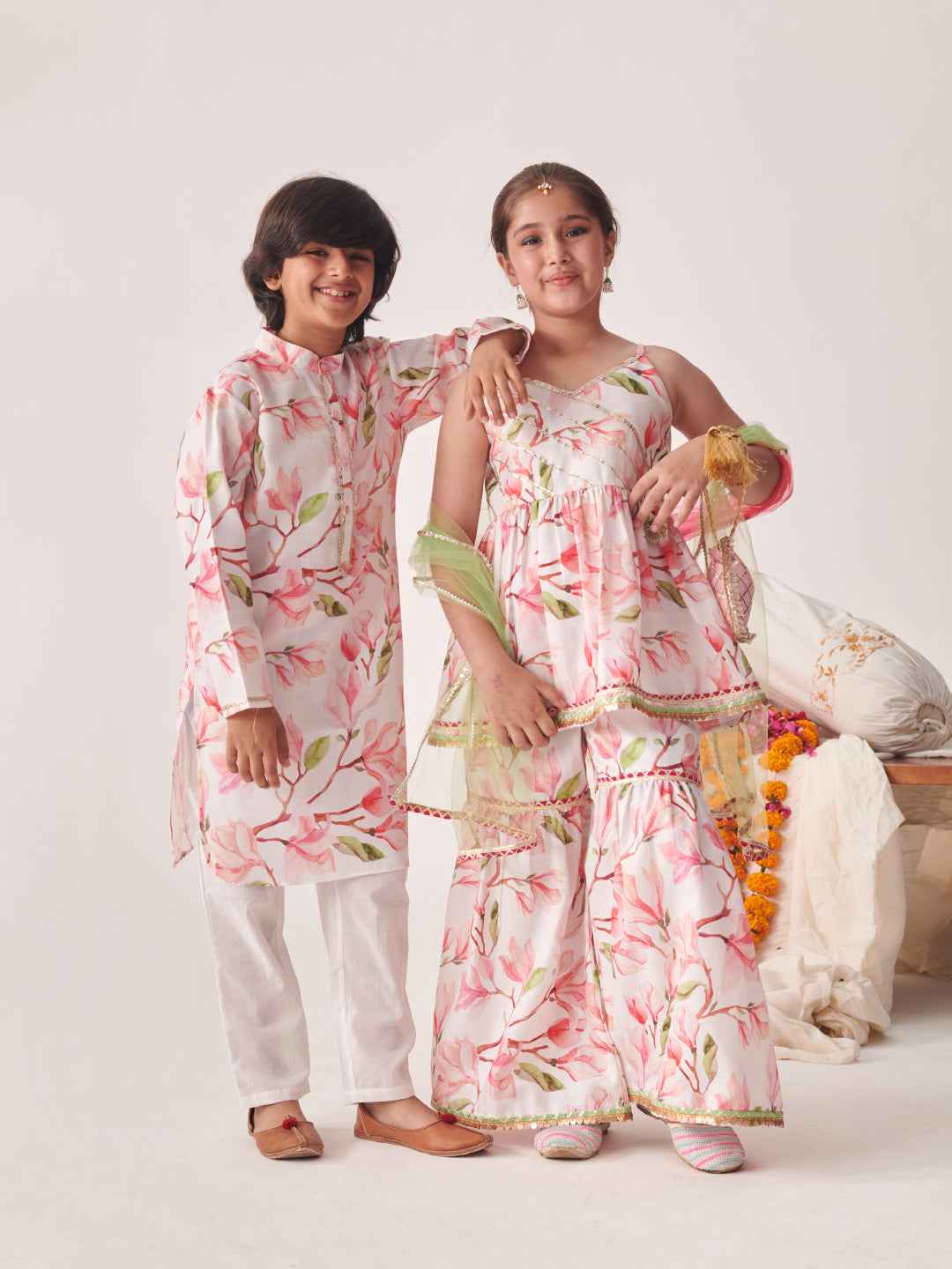 Boys Floral Printed Regular Kurta With Pyjamas (KP-FLORALPINKFLAX)