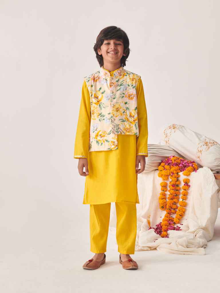 Boys Regular Kurta With Pyjamas (KP-YELLOWCHANDERI)