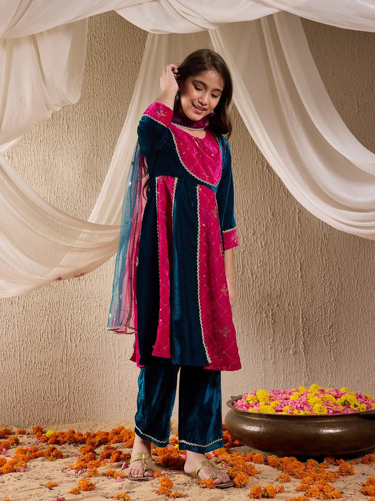 Pspeaches Girls Floral Embroidered Sequinned Velvet Panelled Kurta With Trouser & Dupatta (KS-MAGSEQVELVET)