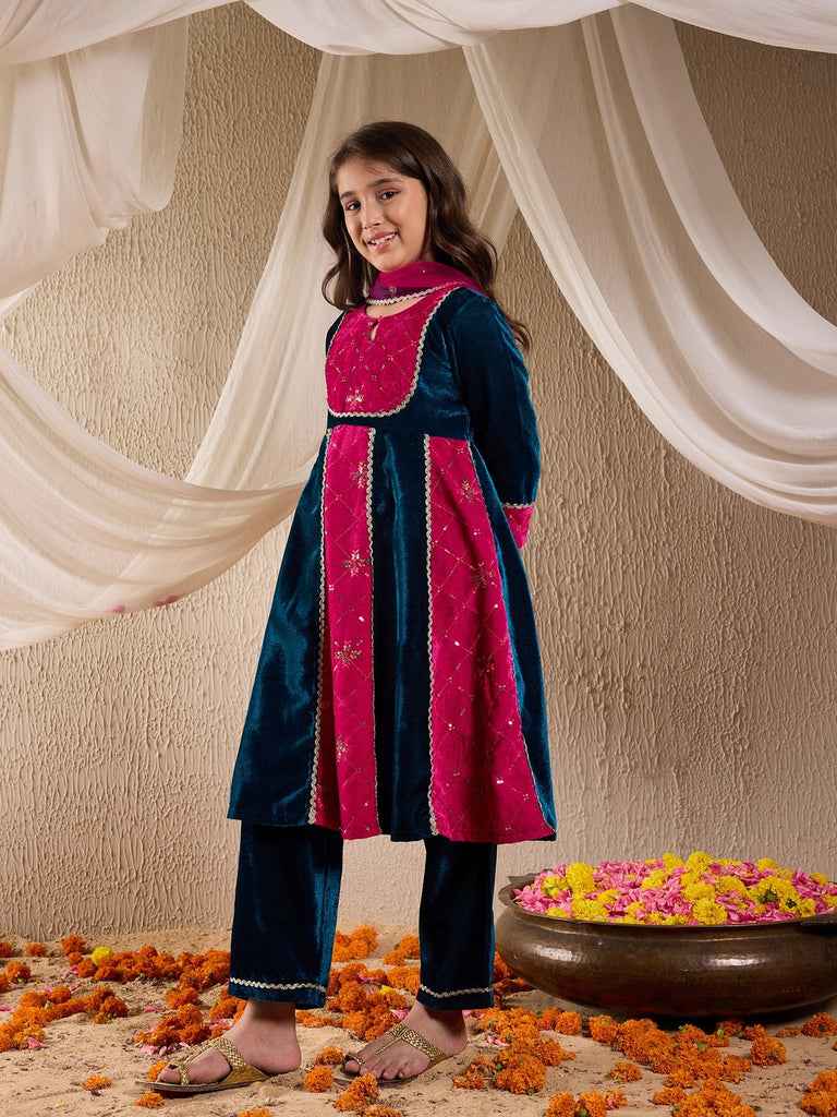 Pspeaches Girls Floral Embroidered Sequinned Velvet Panelled Kurta With Trouser & Dupatta (KS-MAGSEQVELVET)