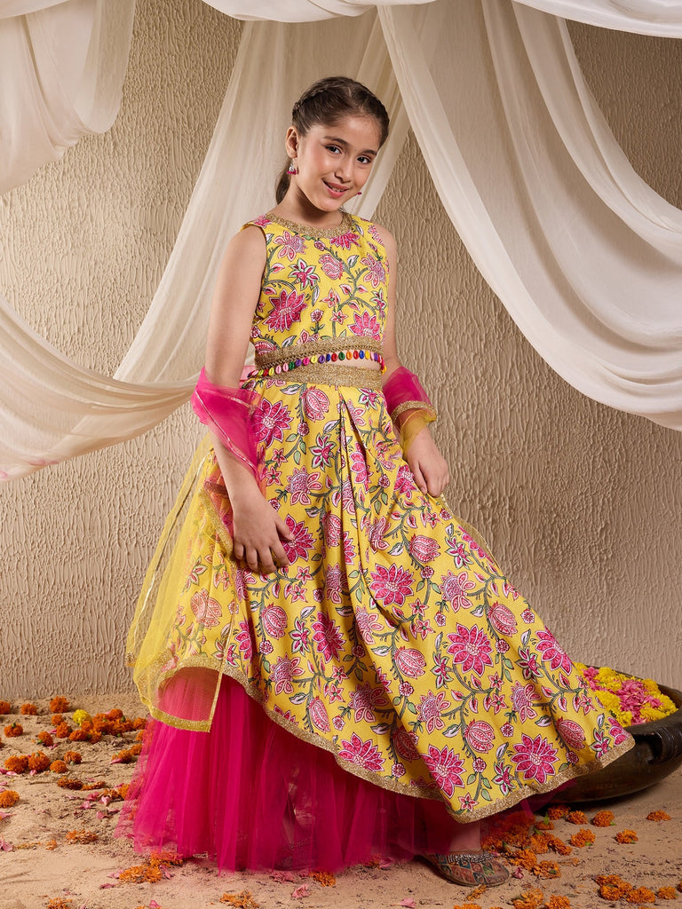 Pspeaches Girls Cotton Sleeveless Round Neck Gota Pati Embellished Lehenga Choli Set with Dupatta for Girls (L-YELLOWALLOVERPRINT)
