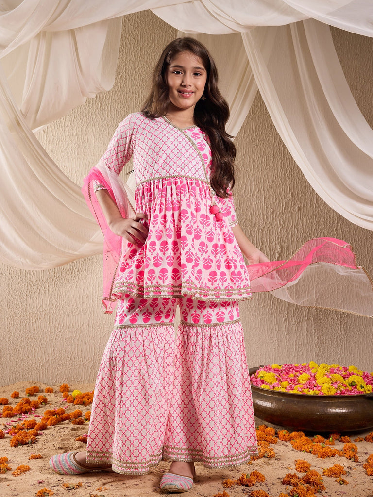 Pspeaches Girls Cotton 3/4th Sleeves V Neck Neck Gota Pati Embellished Lehenga Choli Set with Dupatta for Girls (SHA-NEONMAGENTA)