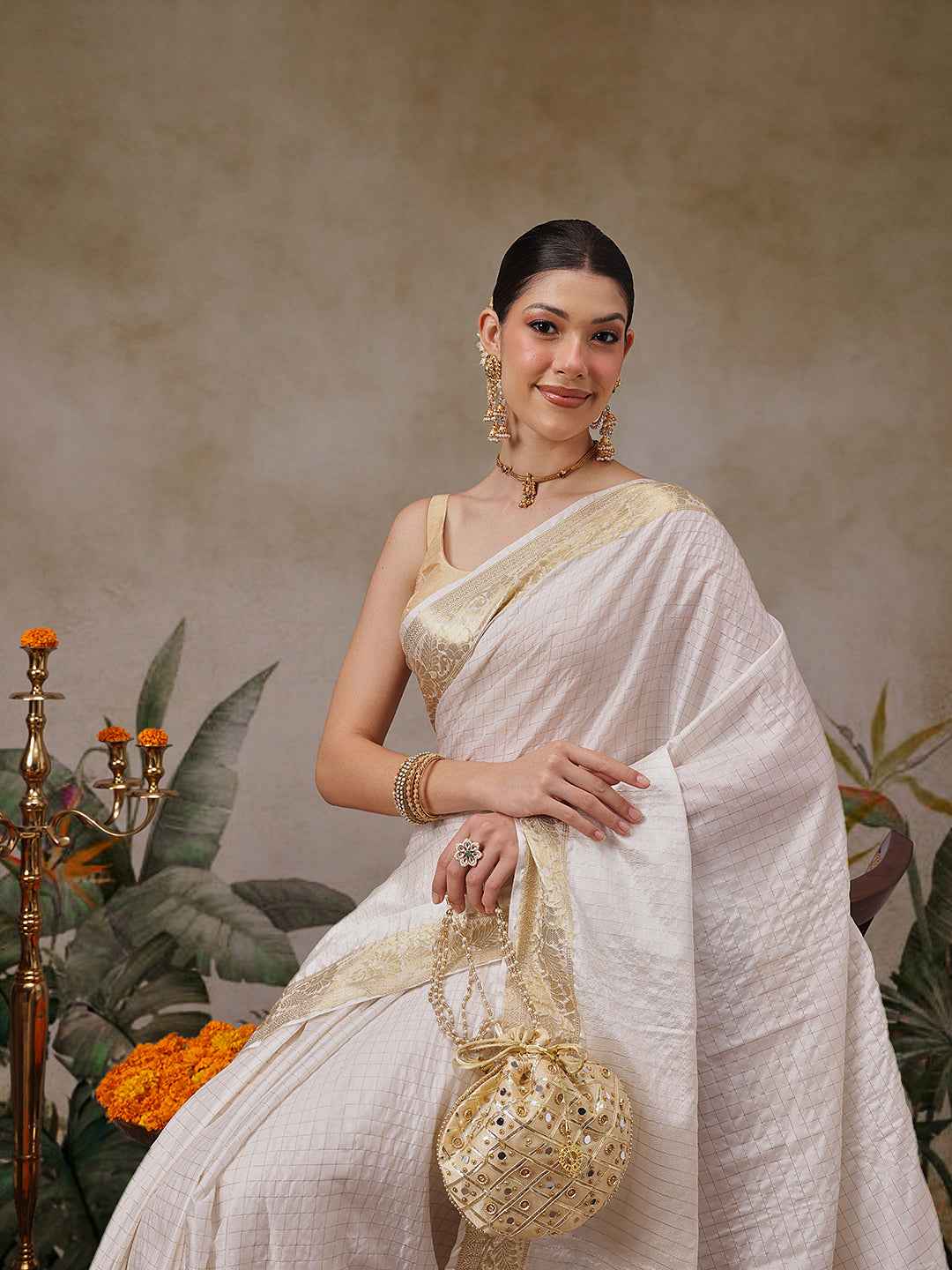 Onam Special Checks Pattern Off White Saree