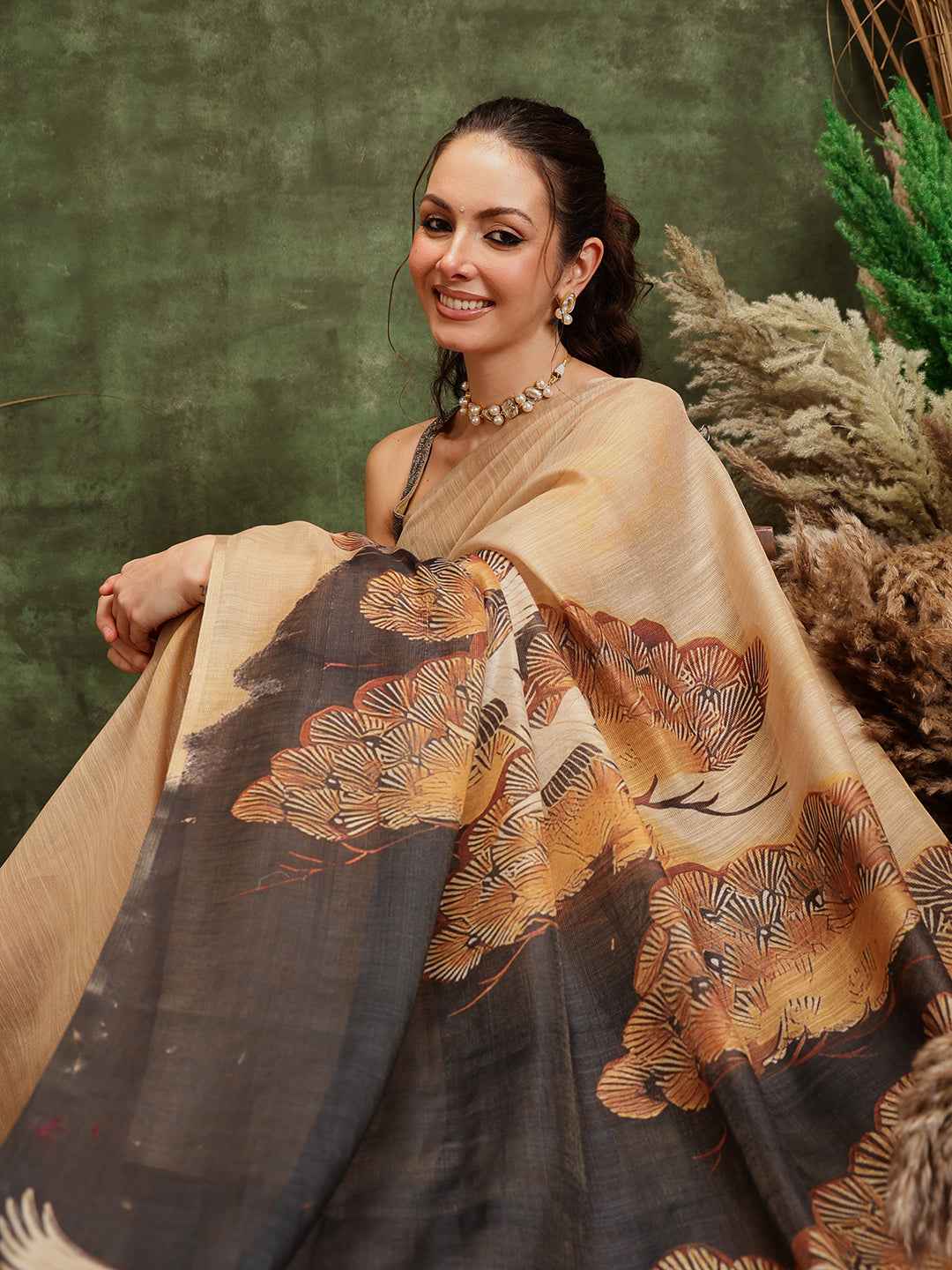 Women's Printed Muga Zari Tissue Silk Saree