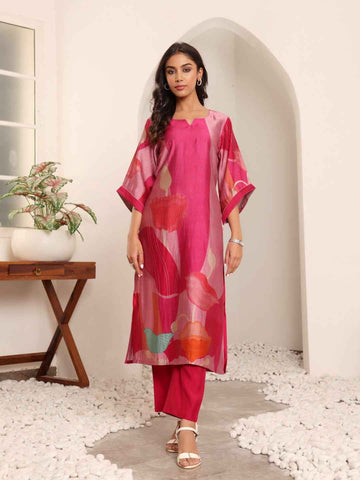 Women Fuschia Pink Abstract Printed Straight Kurta With Trousers