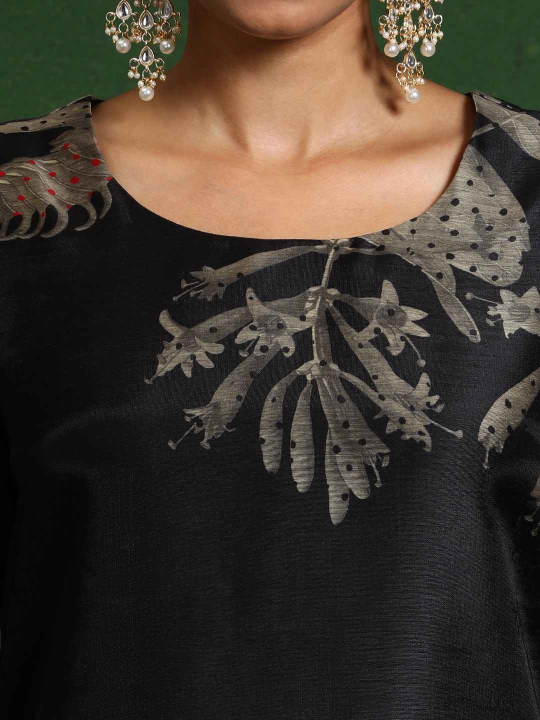 Women Round Neck Floral Printed Embroidered Kurta Paired With Solid Bottom And French Knot Embroidered Dupatta