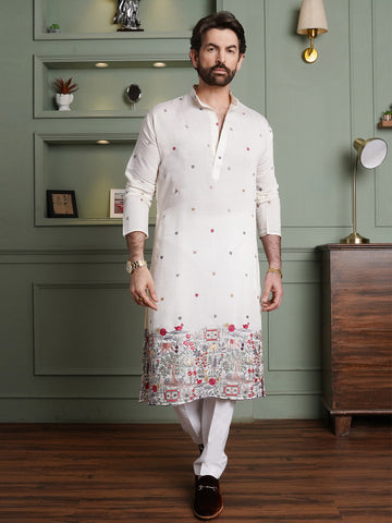 SOJANYA Men Floral Embroidered Regular Thread Work Kurta with Pyjamas