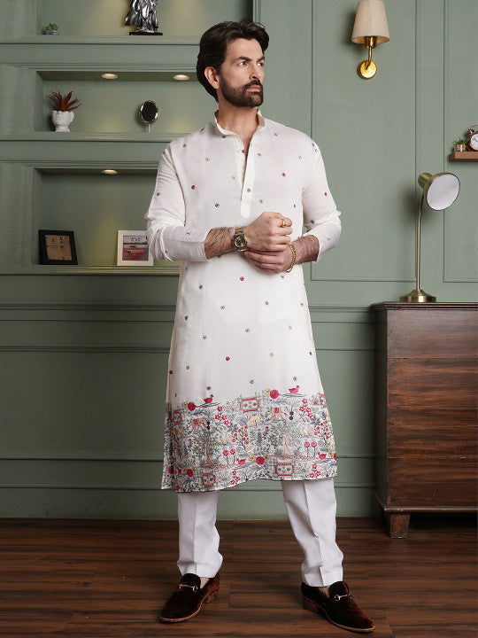 SOJANYA Men Floral Embroidered Regular Thread Work Kurta with Pyjamas