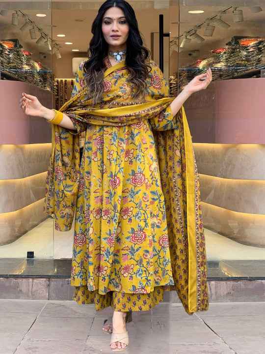 Women Floral Printed V-Neck Anarkali Kurta with Palazzos & With Dupatta
