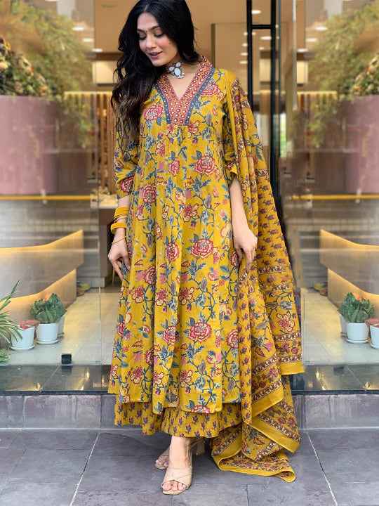 Women Floral Printed V-Neck Anarkali Kurta with Palazzos & With Dupatta