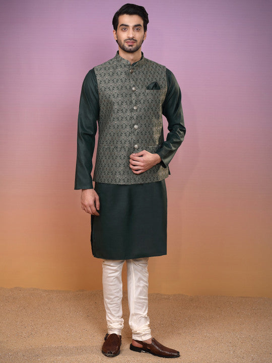 KISAH Mandarin Collar Straight Kurta With Churidar & Nehru Jacket