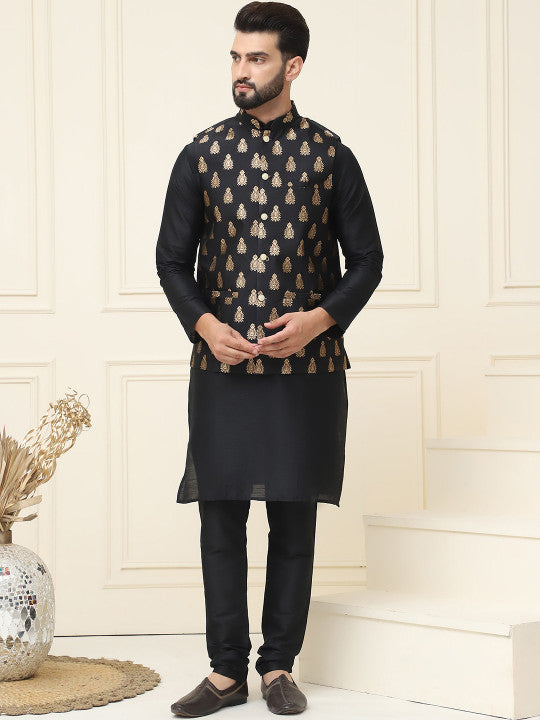 SOJANYA Band Collar Regular Kurta & Churidar With Nehru Collar