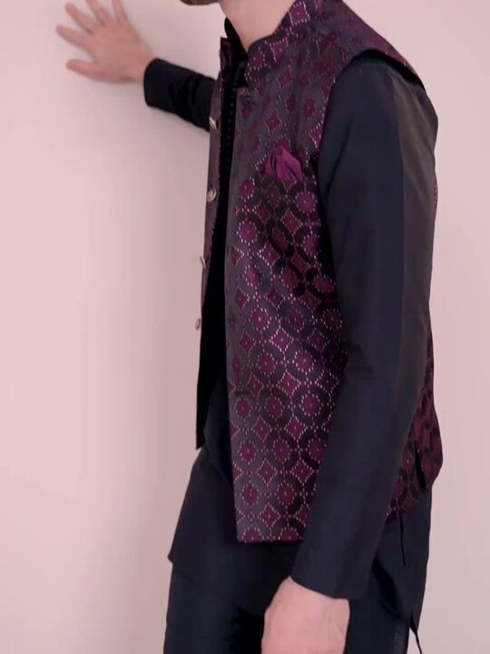 Men Textured Regular Fit Self Kurta Jacket Trouser Set