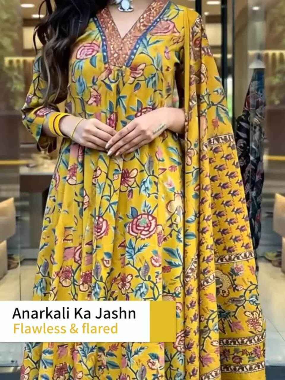 Women Floral Printed V-Neck Anarkali Kurta with Palazzos & With Dupatta